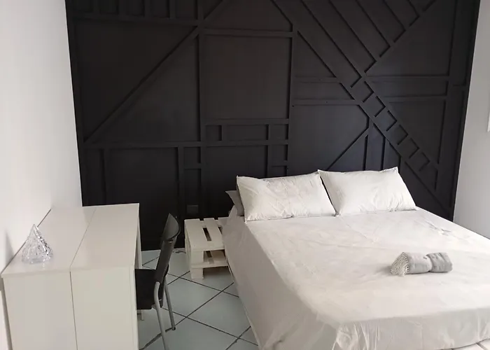 Casa Di Toto Couette-café Salernes